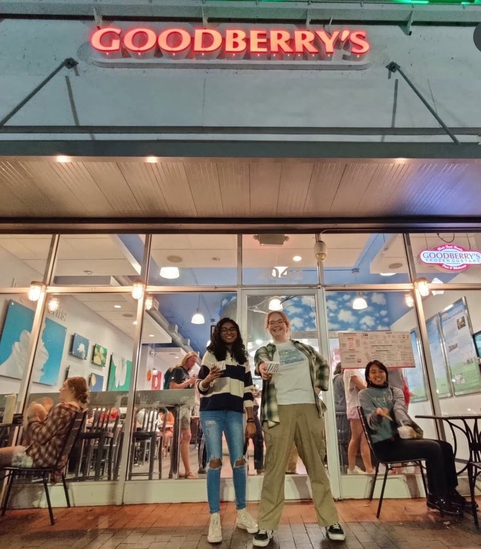 Club President, Elizabeth Gillkin, and other AquaPack Members infront of Goodberry's
